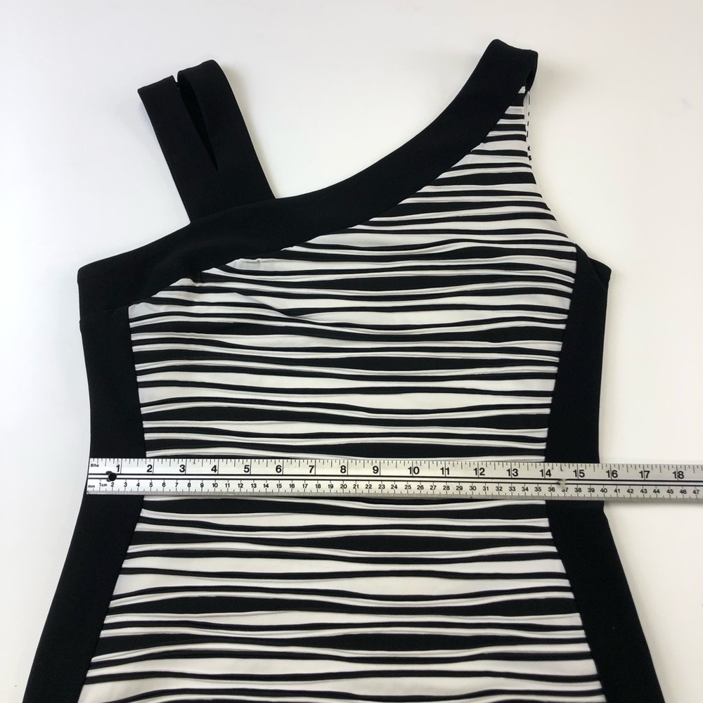 Joseph Ribkoff stretch dress black white textural bodycon Size 12 office wedding - Picture 4 of 9